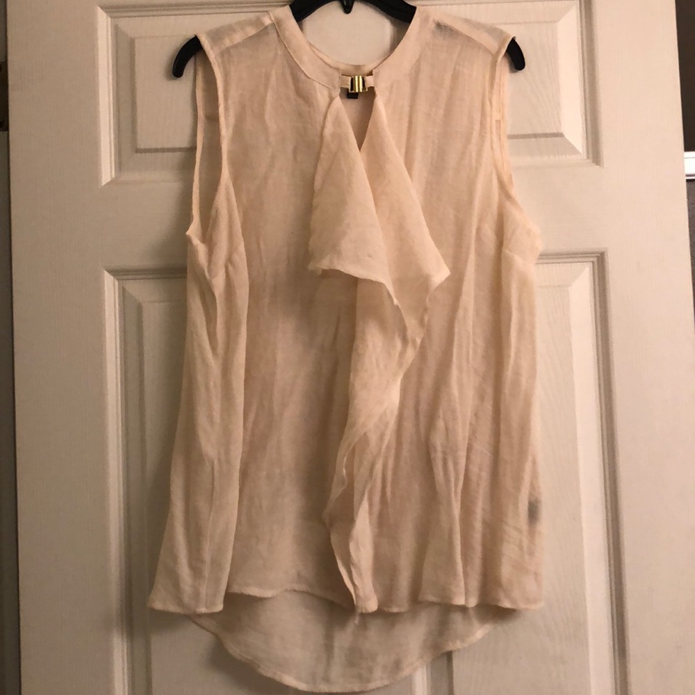 Linen ruffle sleeveless blouse